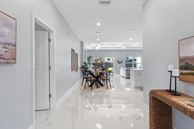 6605 24TH AVE AVENUE S, Tampa, FL 33619