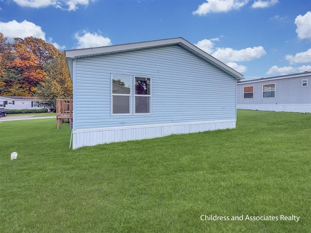 1491 Red Oak Lane, Belmont, MI 49306