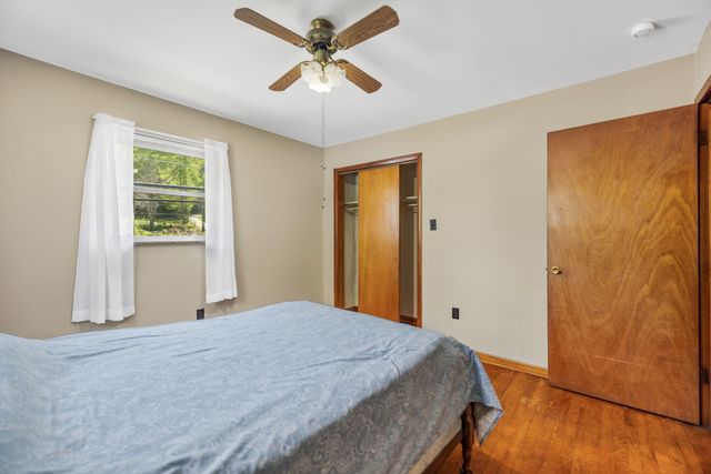 10 Frog Avenue, Manchester, KY 40962