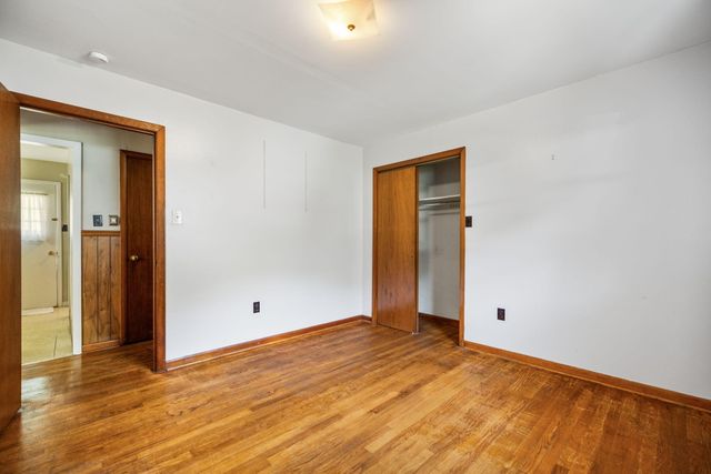 10 Frog Avenue, Manchester, KY 40962