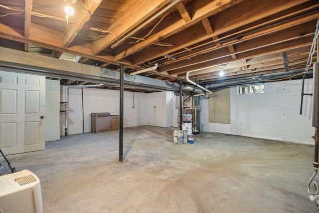 10 Frog Avenue, Manchester, KY 40962