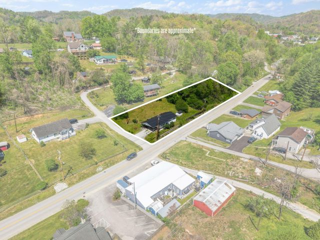 10 Frog Avenue, Manchester, KY 40962