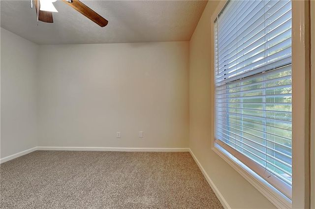 1555 Rose Pointe Drive, Loganville, GA 30052