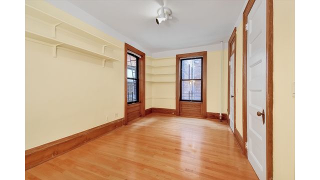 311 W 97th St Apt 6W, New York City, NY 10025