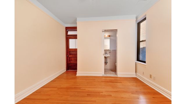 311 W 97th St Apt 6W, New York City, NY 10025