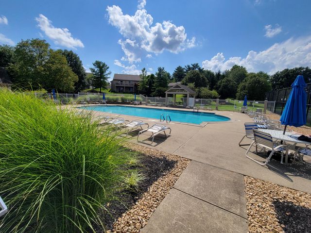 2292 Medlock Lane, 311, Burlington, KY 41005