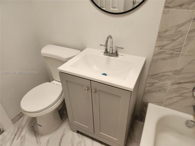 1239 Marseille Drive 4, Miami Beach, FL 33141