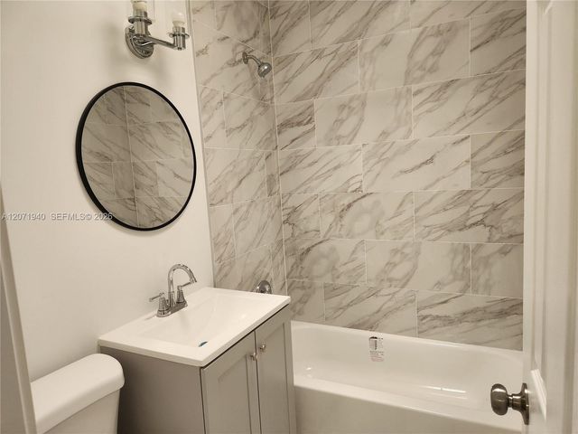 1239 Marseille Drive 4, Miami Beach, FL 33141
