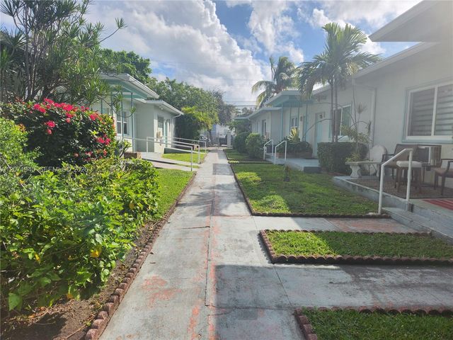 1239 Marseille Drive 4, Miami Beach, FL 33141