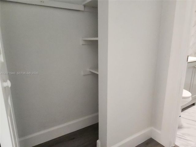 1239 Marseille Drive 4, Miami Beach, FL 33141
