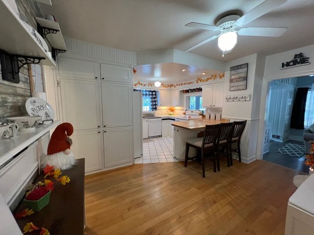 253 Lebanon Hill Rd, Southbridge, MA 01550