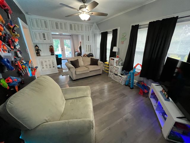 253 Lebanon Hill Rd, Southbridge, MA 01550