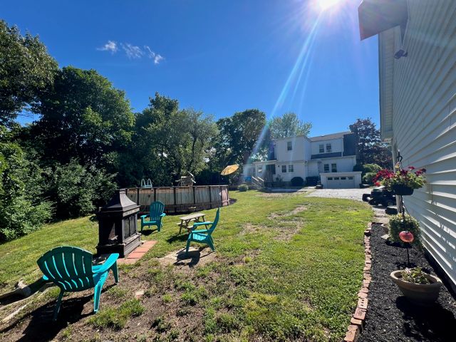 253 Lebanon Hill Rd, Southbridge, MA 01550