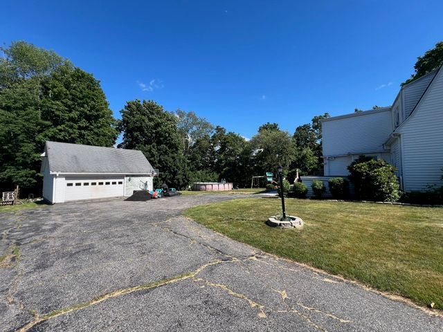 253 Lebanon Hill Rd, Southbridge, MA 01550