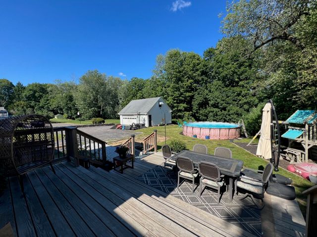 253 Lebanon Hill Rd, Southbridge, MA 01550