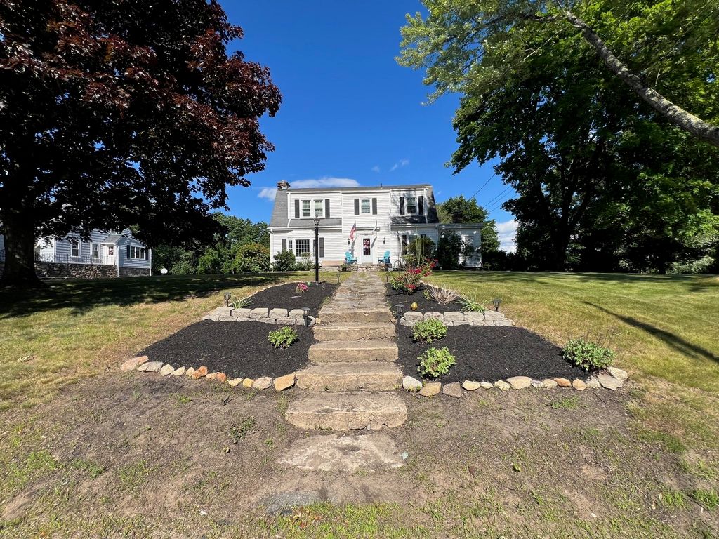 253 Lebanon Hill Rd, Southbridge, MA 01550