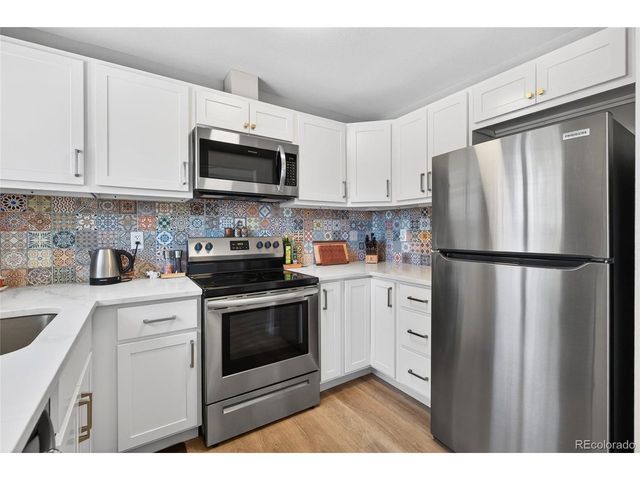 1390 Atlantis Ave, Lafayette, CO 80026