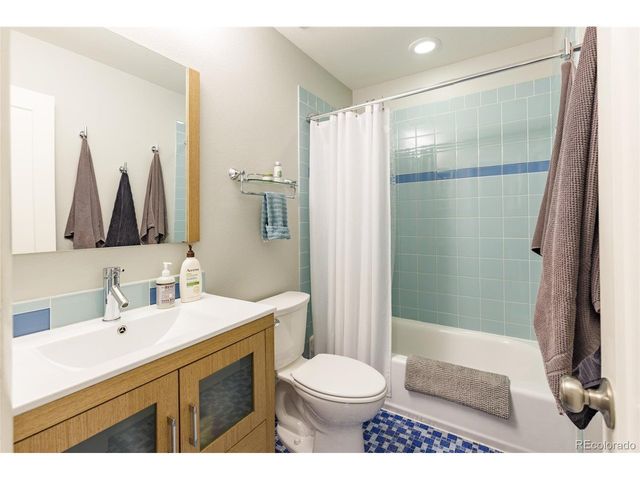 1390 Atlantis Ave, Lafayette, CO 80026