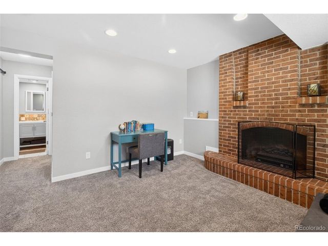 1390 Atlantis Ave, Lafayette, CO 80026