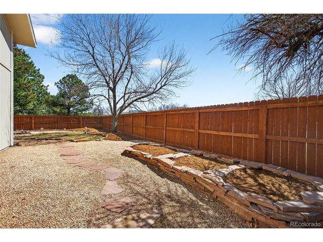 1390 Atlantis Ave, Lafayette, CO 80026