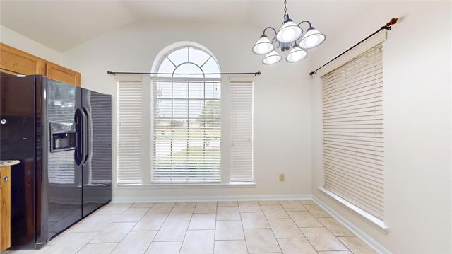 806 N Willow Drive, Houston, TX 77073