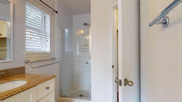 806 N Willow Drive, Houston, TX 77073