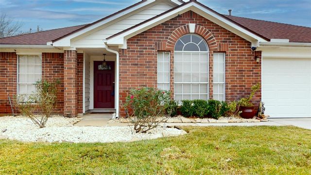 806 N Willow Drive, Houston, TX 77073