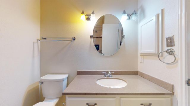 806 N Willow Drive, Houston, TX 77073