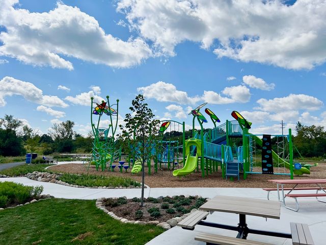 6920 Cambria Cove, Lakewood, IL 60014