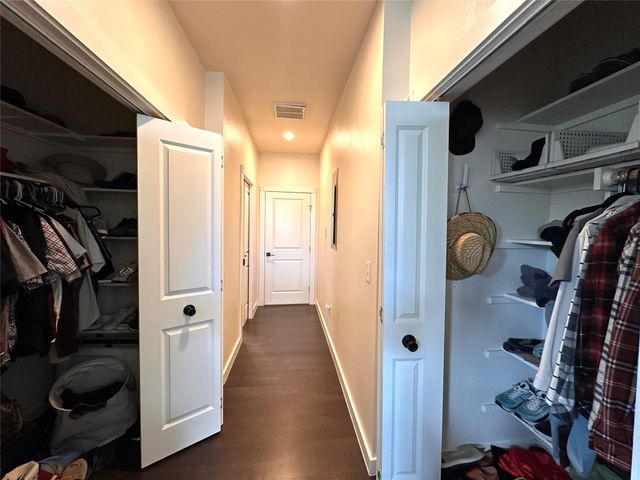 5004 Rowena Ave A, Austin, TX 78751