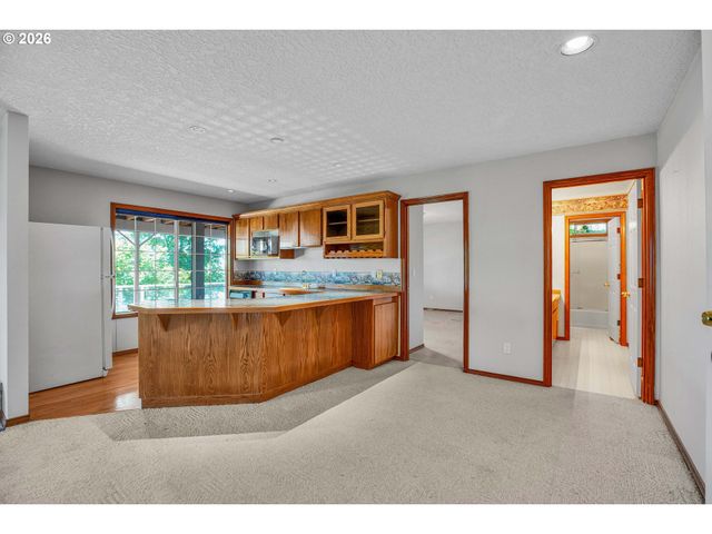 11826 Se GRAND VISTA Dr, Clackamas, OR 97015