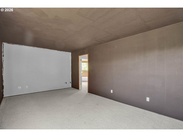 11826 Se GRAND VISTA Dr, Clackamas, OR 97015