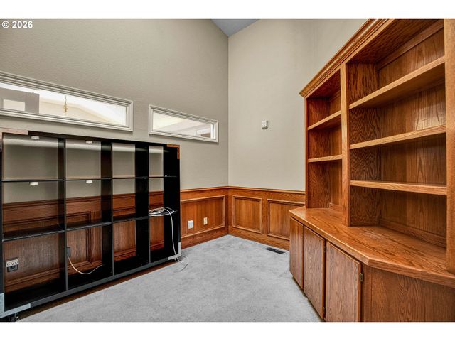 11826 Se GRAND VISTA Dr, Clackamas, OR 97015