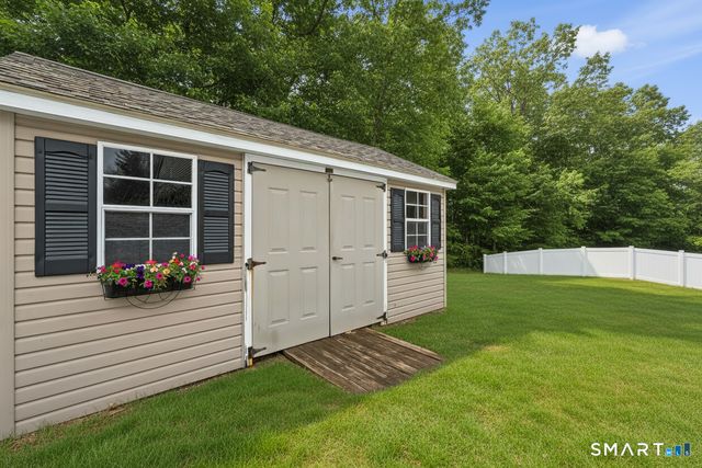 379 Briarwood Drive, Manchester, CT 06040