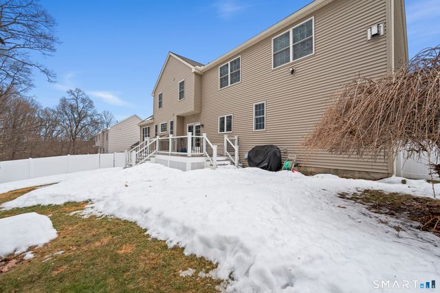 379 Briarwood Drive, Manchester, CT 06040