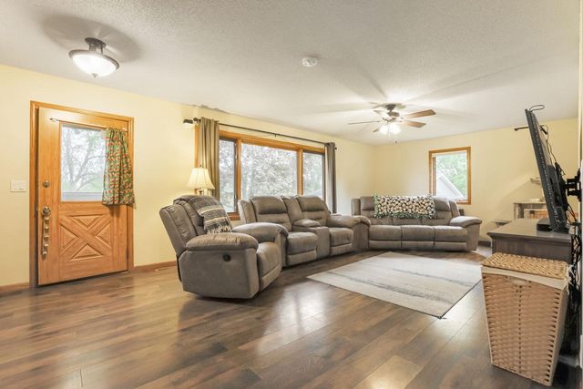 13545 Andrews Avenue, Lindstrom, MN 55045