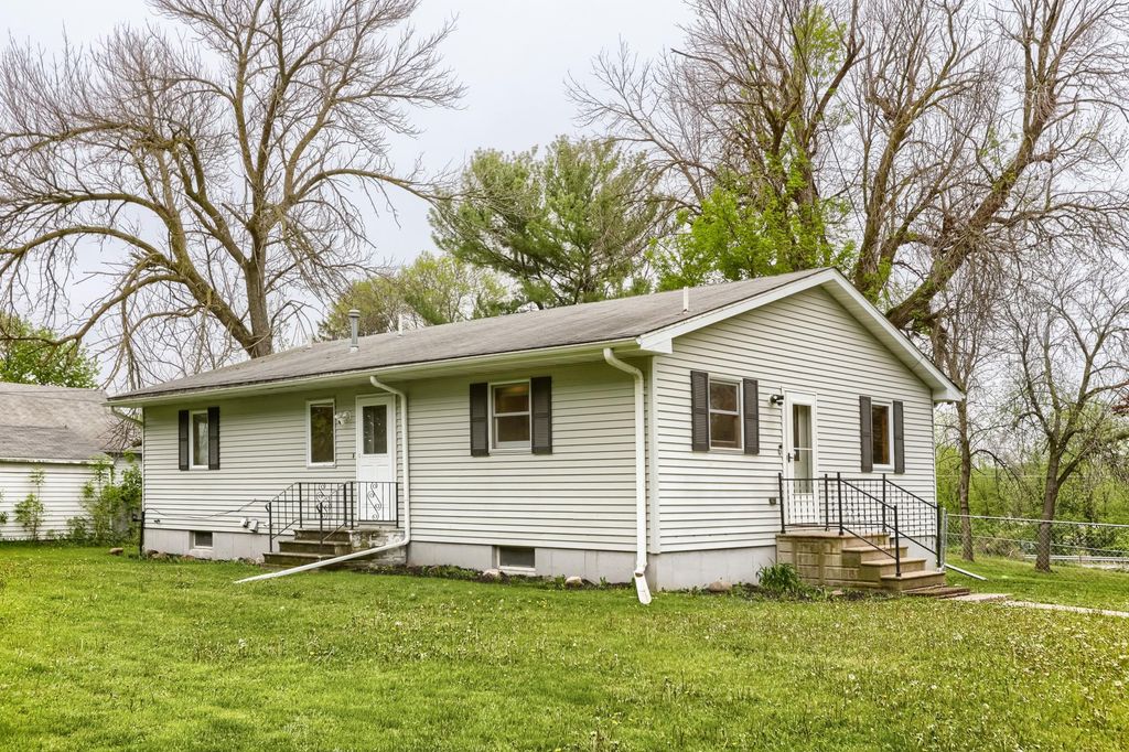 13545 Andrews Avenue, Lindstrom, MN 55045
