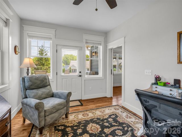 27 Spelter Street, Hendersonville, NC 28792