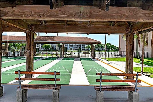 800 SW 131st Ave 308F, Pembroke Pines, FL 33027