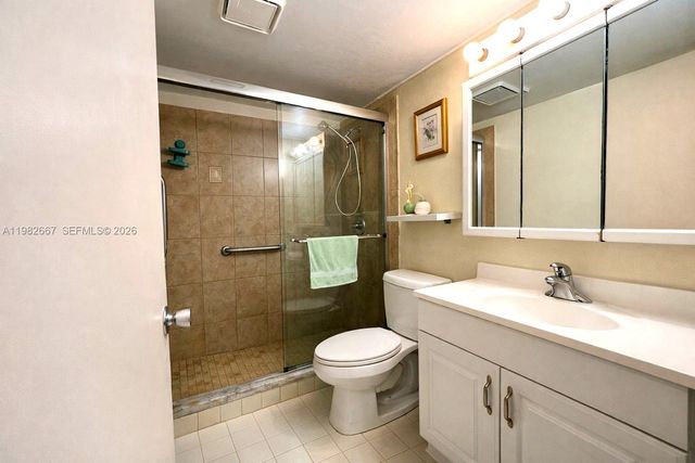 800 SW 131st Ave 308F, Pembroke Pines, FL 33027