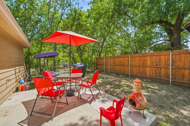 1006 SE 3rd Street, Mineral Wells, TX 76067