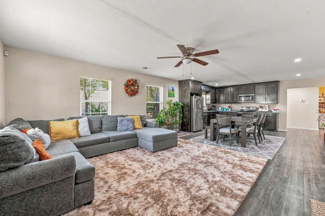 1006 SE 3rd Street, Mineral Wells, TX 76067