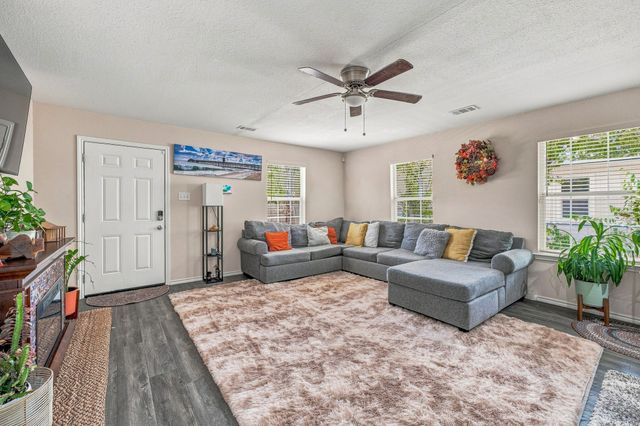 1006 SE 3rd Street, Mineral Wells, TX 76067