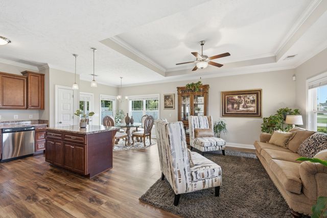 640 Laurel Ln, Murfreesboro, TN 37127