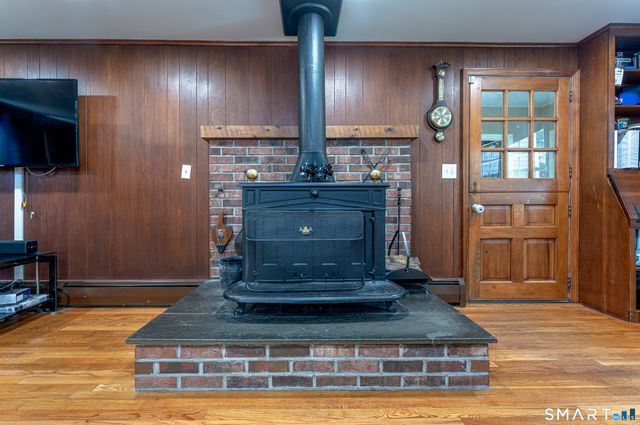 106 McDermott Circle, Hamden, CT 06514
