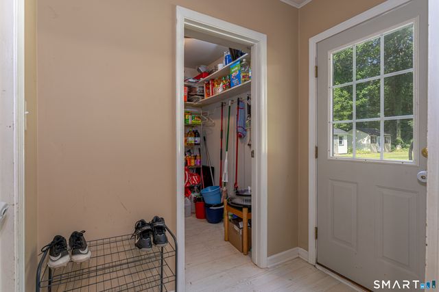 106 McDermott Circle, Hamden, CT 06514