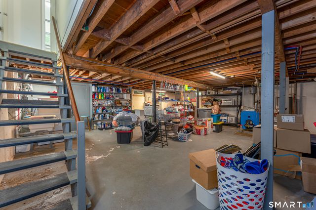 106 McDermott Circle, Hamden, CT 06514