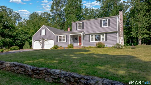106 McDermott Circle, Hamden, CT 06514
