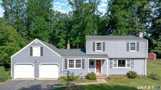 106 McDermott Circle, Hamden, CT 06514
