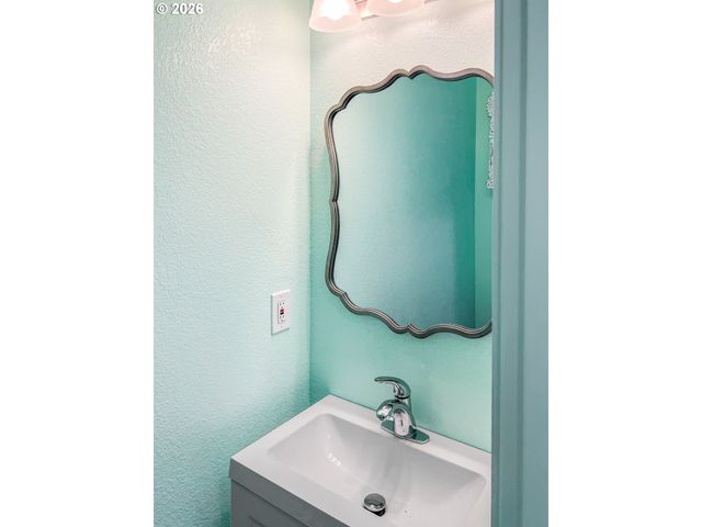 1514 Se 117TH Ave, Portland, OR 97216